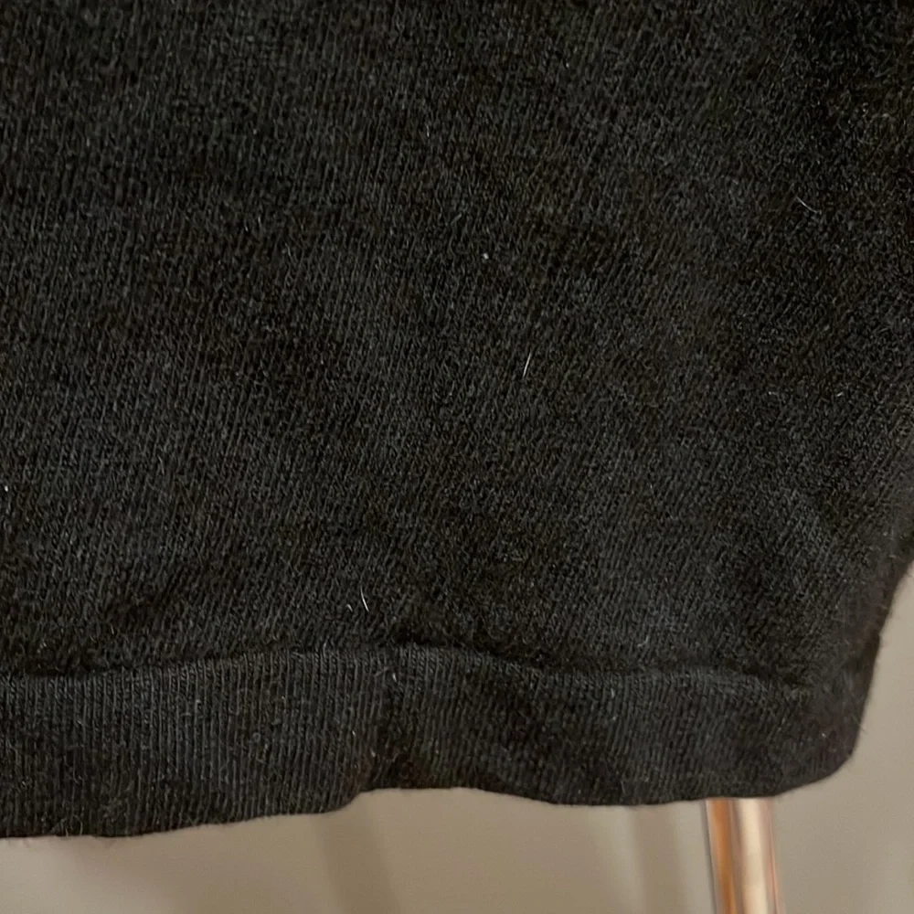 🍕🪻Pringle of Scotland 100% Cashmere Sweater Black Crewneck Ribbed Cuffs Heritage